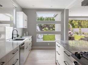 4731 Topanga Canyon Boulevard, Woodland Hills CA 91364