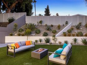 4731 Topanga Canyon Boulevard, Woodland Hills CA 91364