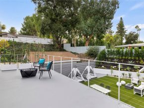 4731 Topanga Canyon Boulevard, Woodland Hills CA 91364