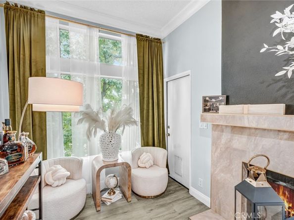 7800 Topanga Canyon, Canoga Park CA 91304