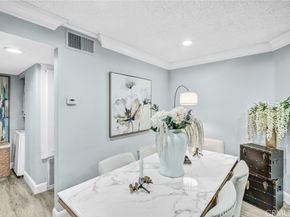 7800 Topanga Canyon, Canoga Park CA 91304