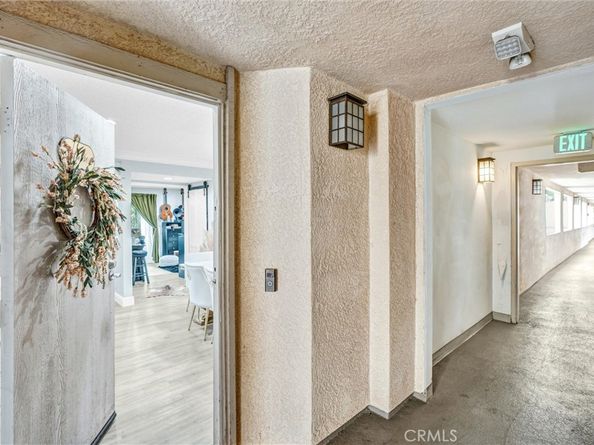 7800 Topanga Canyon, Canoga Park CA 91304