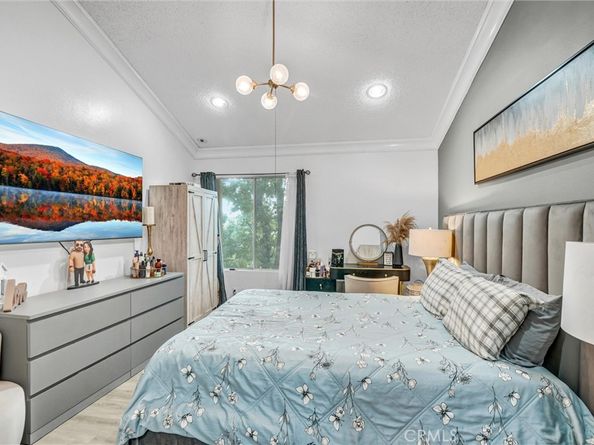 7800 Topanga Canyon, Canoga Park CA 91304