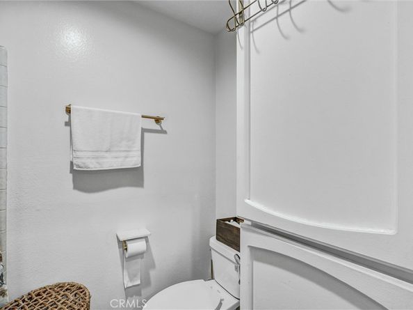 7800 Topanga Canyon, Canoga Park CA 91304