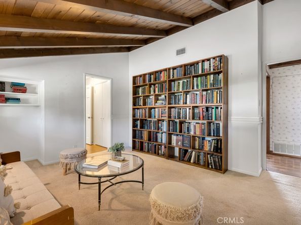 19432 Romar, Northridge CA 91324