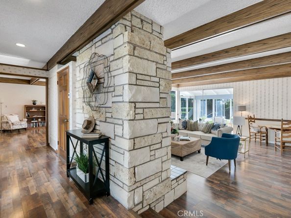 19432 Romar, Northridge CA 91324