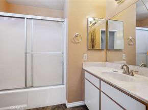 14325 Foothill Boulevard 34, Sylmar CA 91342