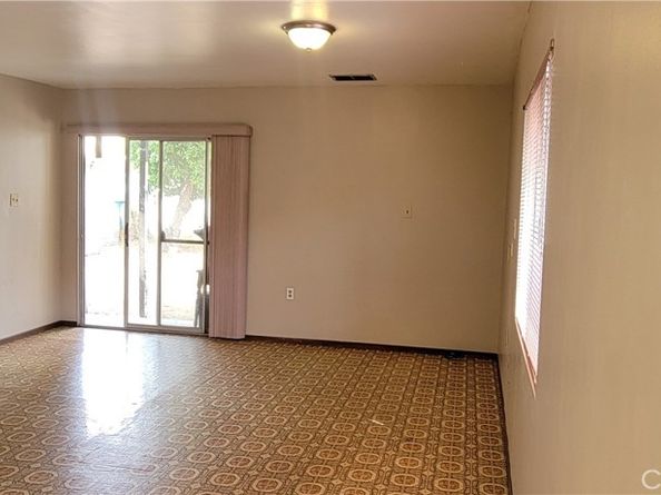 124 N Parkwood, Pasadena CA 91107