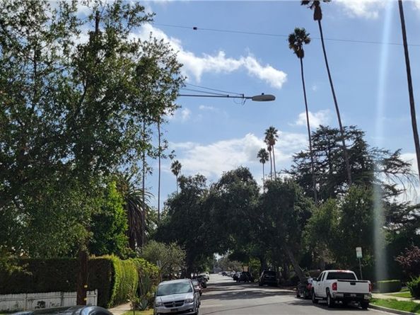 124 N Parkwood, Pasadena CA 91107