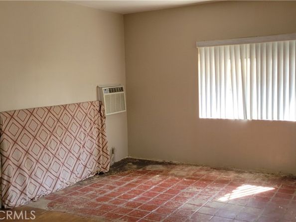 124 N Parkwood, Pasadena CA 91107
