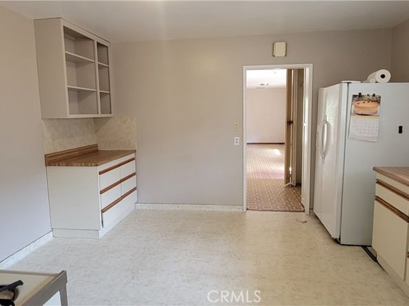124 N Parkwood, Pasadena CA 91107