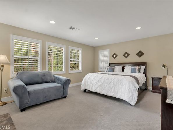 20150 Hemmingway Street, Winnetka CA 91306