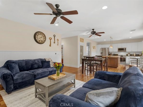 20150 Hemmingway Street, Winnetka CA 91306