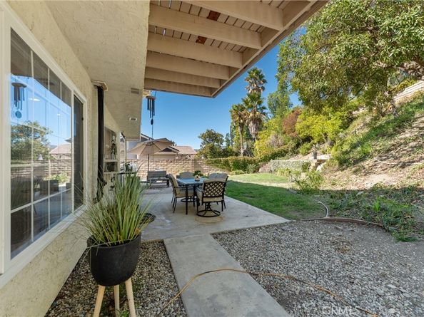 28801 Barragan, Agoura Hills CA 91301