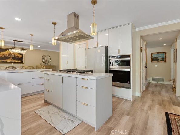 28801 Barragan, Agoura Hills CA 91301