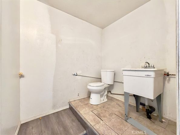 15245 Monte Street, Sylmar CA 91342