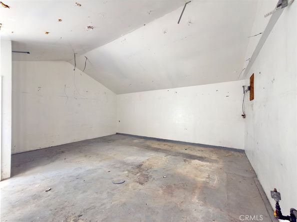 15245 Monte Street, Sylmar CA 91342