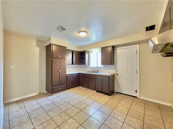 15245 Monte Street, Sylmar CA 91342