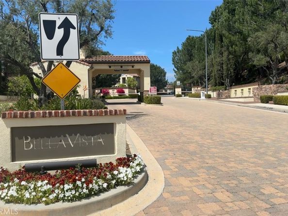 11925 Red Hawk Lane, Porter Ranch CA 91326