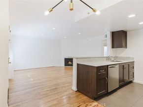 1116 E Palmer Avenue 11, Glendale CA 91205