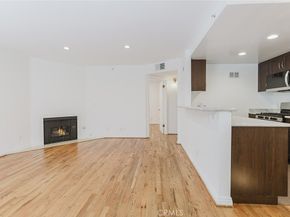 1116 E Palmer Avenue 11, Glendale CA 91205