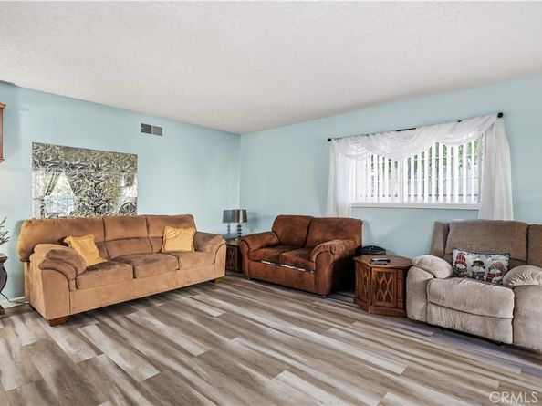 11474 Gladstone, Sylmar CA 91342