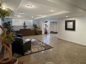 11044 Acama, North Hollywood CA 91602