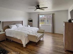 11044 Acama, North Hollywood CA 91602