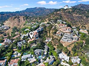 2618 Nottingham Avenue, Los Angeles CA 90027