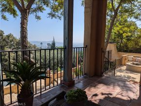 2618 Nottingham Avenue, Los Angeles CA 90027