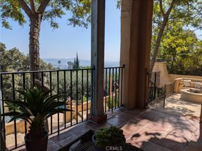 2618 Nottingham Avenue, Los Angeles CA 90027