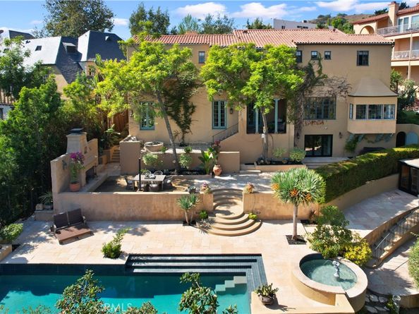 2618 Nottingham Avenue, Los Angeles CA 90027