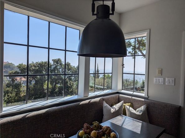 2618 Nottingham Avenue, Los Angeles CA 90027