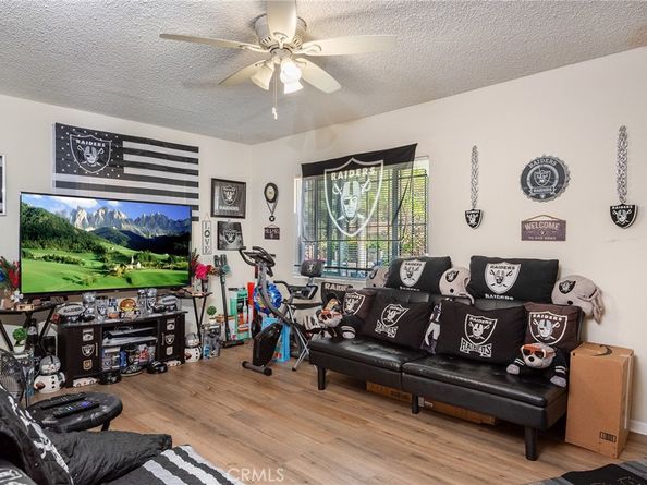 1657 W 67th Street 2, Los Angeles CA 90047