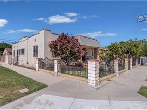 1657 W 67th Street 2, Los Angeles CA 90047