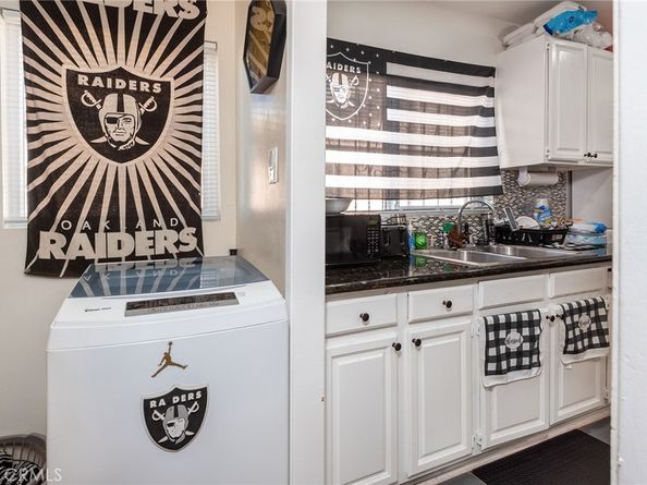 1657 W 67th Street 2, Los Angeles CA 90047