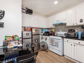 1657 W 67th Street 2, Los Angeles CA 90047