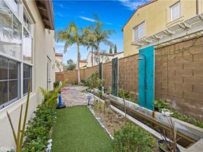 22 Arborside, Irvine CA 92603