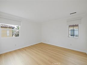 22 Arborside, Irvine CA 92603