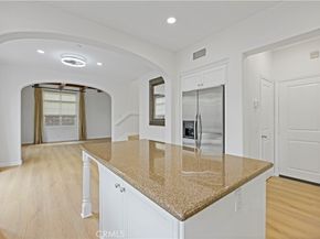22 Arborside, Irvine CA 92603