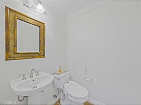 22 Arborside, Irvine CA 92603