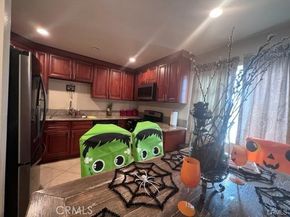 20802 Pioneer Boulevard, Lakewood CA 90715