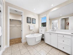 162 Winnett, Irvine CA 92602