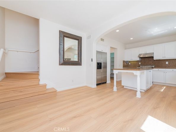 22 Arborside, Irvine CA 92603