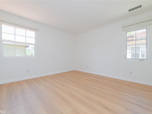 22 Arborside, Irvine CA 92603