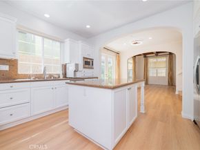 22 Arborside, Irvine CA 92603