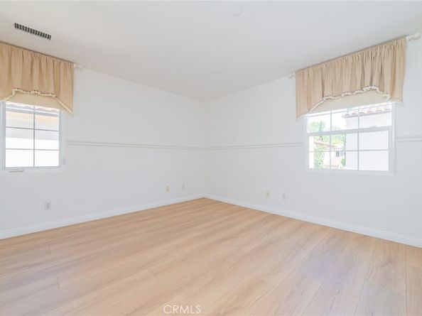 22 Arborside, Irvine CA 92603