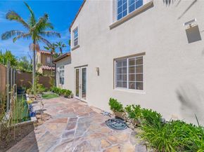 22 Arborside, Irvine CA 92603
