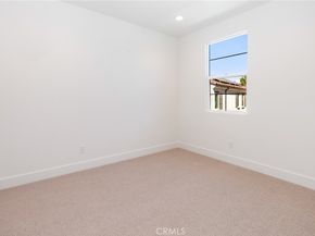 150 Bridle Drive, Burbank CA 91506