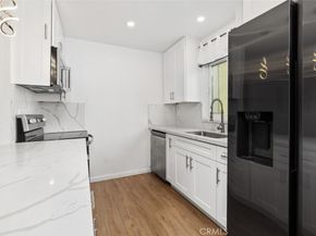 3142 Midway Drive 312, San Diego CA 92110